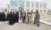غرس نهال در حوزه علمیه نرجسیه خواهران شهرستان رودان
