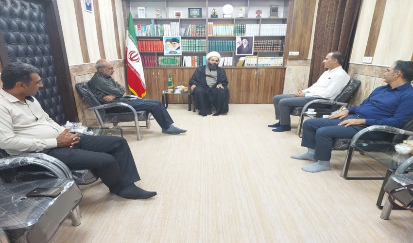 امام جمعه شهرستان بندرخمیر: منابع طبیعی اساس توسعه پایدار است