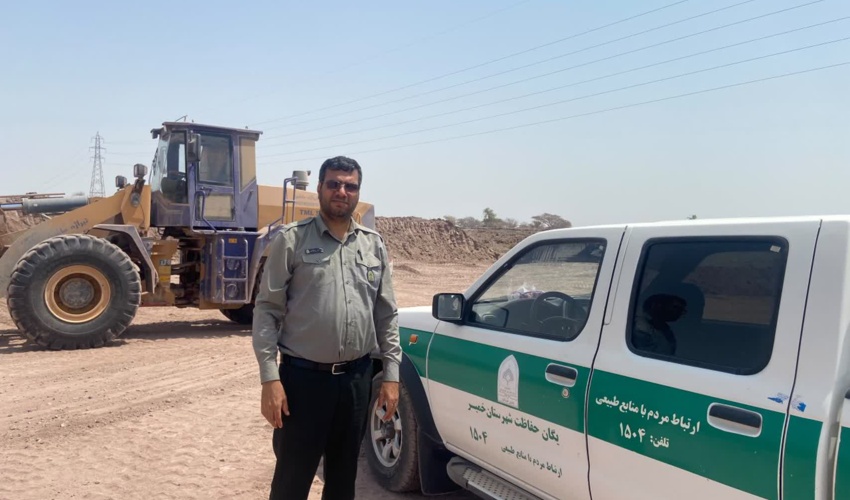 پیشگیری از برداشت غیرمجاز خاک در اراضی ملی شهرستان بندرخمیر