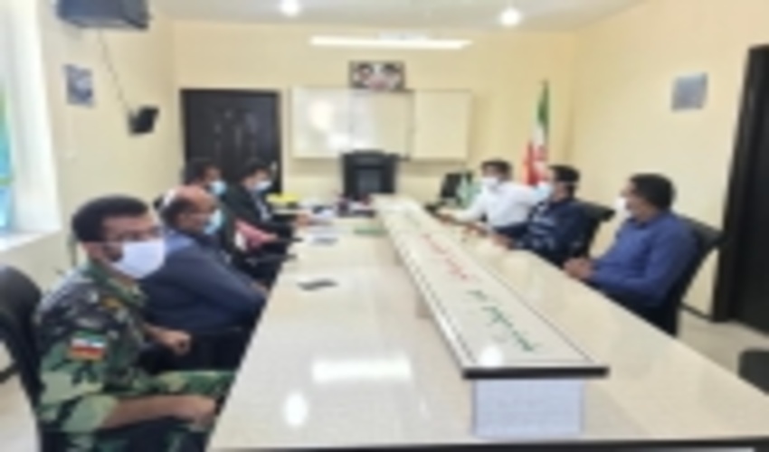 نشست مشترک رئیس منابع طبیعی وآبخیزداری شهرستان بستک با بنیاد و شورای کوخرد‎