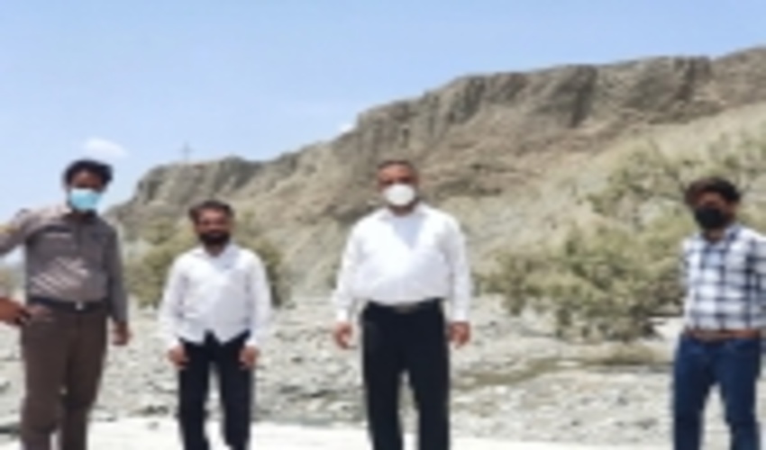 بازدید میدانی و بررسی سد های زیر زمینی میناب 