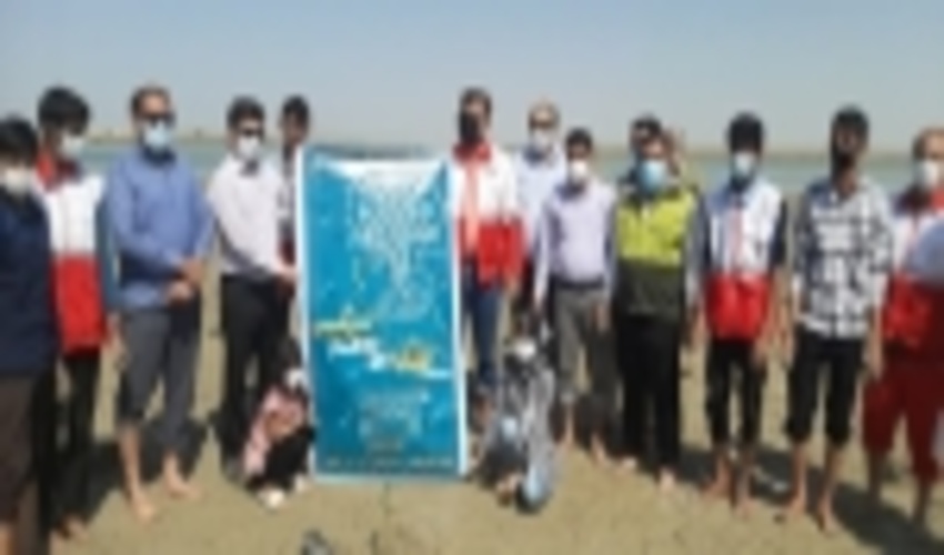 حراکاری خور لوران شهرستان جاسک به مناسبت فرا رسیدن هفته منابع طبیعی و روز درختکاری