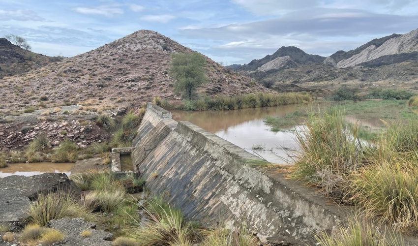 آبگیری سازه های آبخیزداری شهرستان قشم