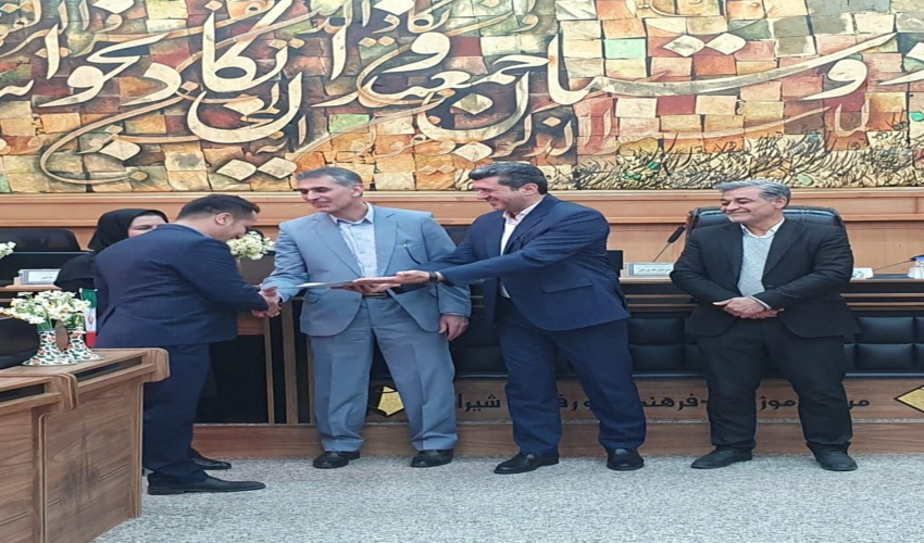 مراسم درختکاری در مدرسه پایه متوسطه رسالت شهرستان بندرلنگه