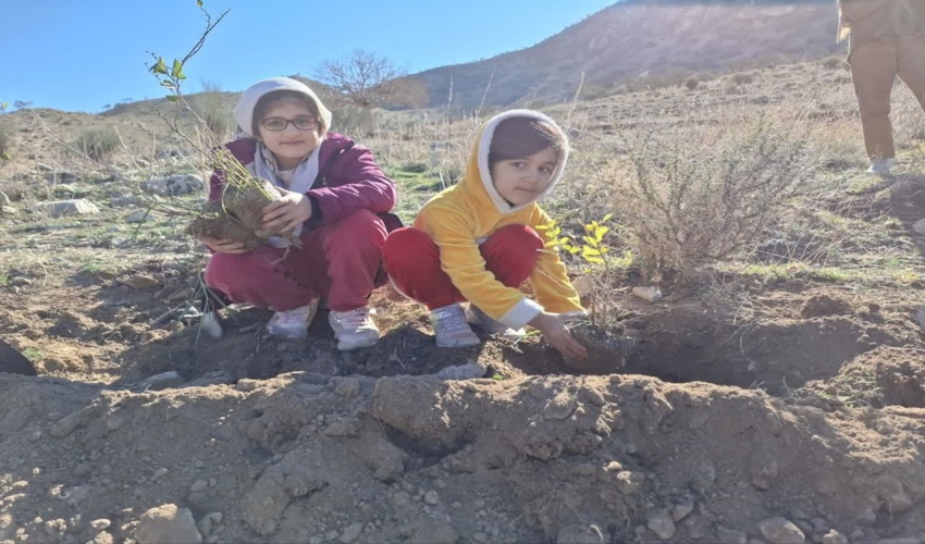 کارگاه آموزشی  تسهیلگری در مدیریت حفاظت و احیاء اداره منابع طبیعی و آبخیزداری شهرستان حاجی آباد  از محل صندوق توسعه ملی