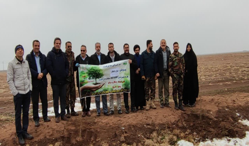 نواختن زنگ طبیعت در مدارس شهرستان بندرعباس 