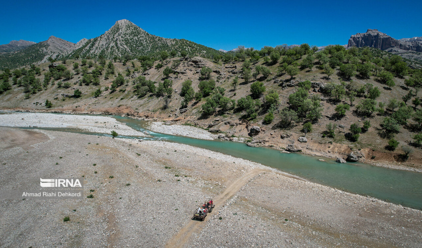 گشت زنی و بررسی گزارش واصله مبنی بر تخریب و  تصرف اراضی ملی در منطقه سرزه شمیل   