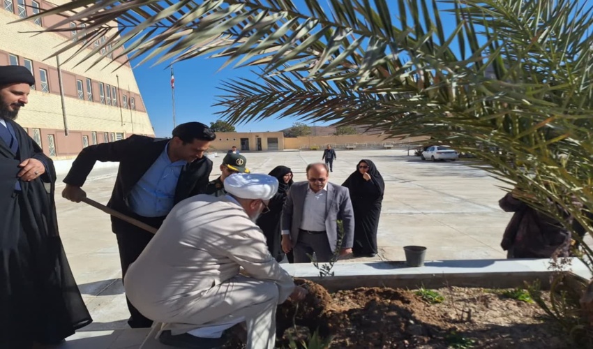 دیدار با امام جمعه شهرستان پارسیان به مناسبت هفته منابع طبیعی و آبخیزداری‎