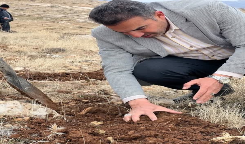آبگیری سازه آبخیزداری تازه افتتاح کهورستان شهرستان بندرخمیر 