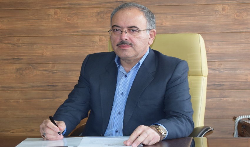 نصب بنر تسهیلگری دردهیاری روستا های حوضه آبخیز سراب جاماش