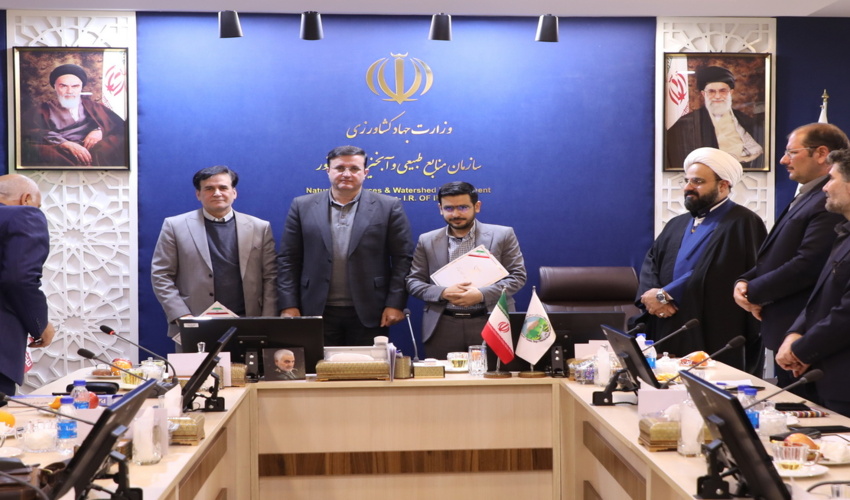 اجراى طرح توركينست در مراتع شرق روستاى تدرويه شهرستان بستک