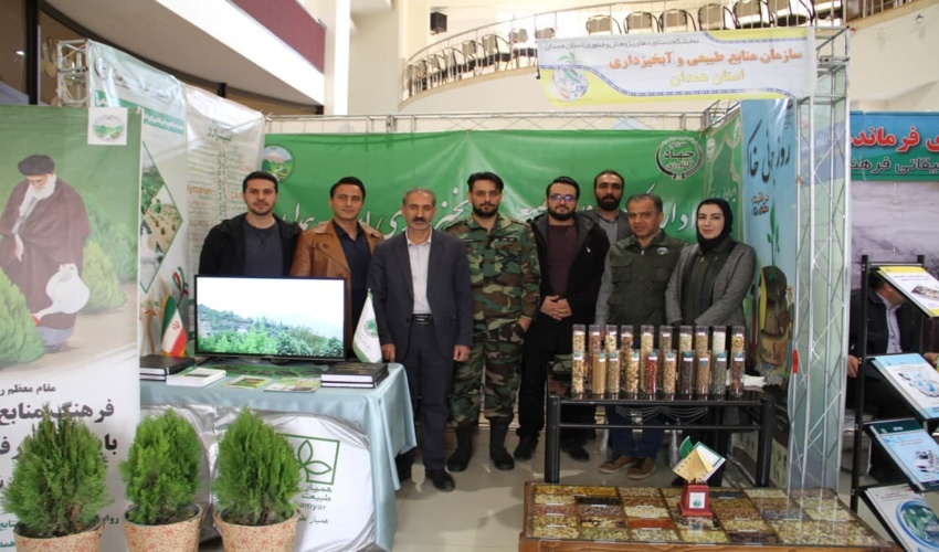 تحویل زمین به پیمانکار جهت اجرای عملیات مکانیکی سردره پایین کوهشاه احمدی شهرستان حاجی آباد