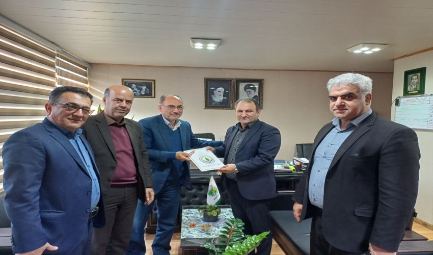 جلوگیری از ساخت و ساز  غیر مجاز در حاشیه روستای درگیر ایسین شهرستان بندرعباس