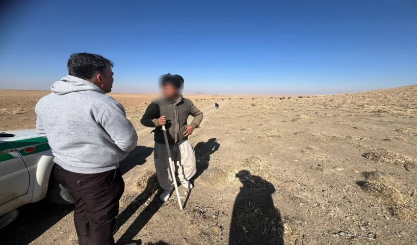 دومین جلسه هم اندیشی رئیس اداره منابع طبیعی بندرخمیر با رئیس ثبت اسناد واملاک ناحیه 2 بندر عباس 