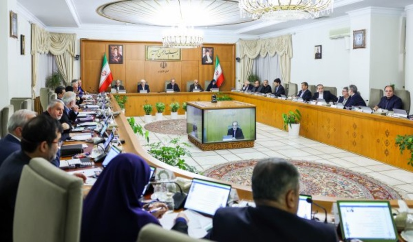 تجلیل از کارمندان نمونه اداره منابع طبیعی و آبخیزداری شهرستان پارسیان‎