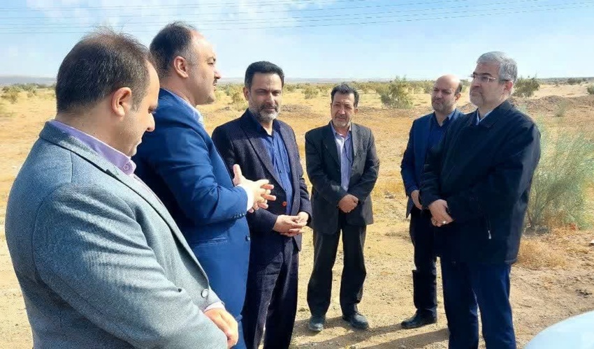 تحویل زمین پروژه  اجرایی حوزه آبخیز دزک از محل اعتبارات صندوق توسعه ملی 
