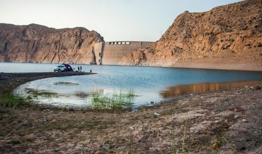 پیشگیری از تصرفات اراضی ملی آشکارا در شهرستان حاجی آباد