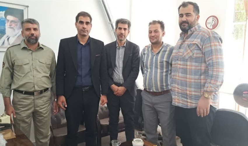 اجرای عملیات آبخیزداری خشکه چین همراه با نهال کاری در شهرستان حاجی آباد‎
