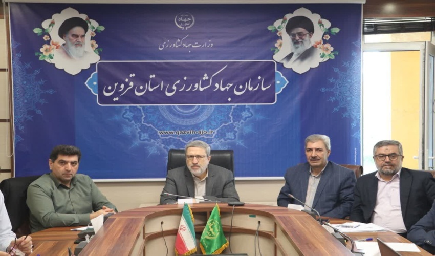 مکانیابی اجرای طرح خشکه چین در همجواری سد خالصی در روستای دیرستان شهرستان قشم‎