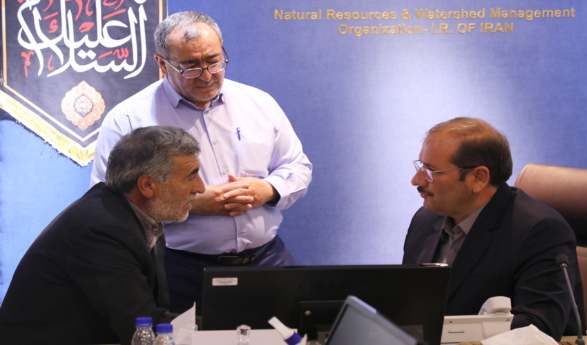 تحویل زمین پروژه عملیات احداث بند و بندسار خاکی منطقه جهلو شهرستان جاسک