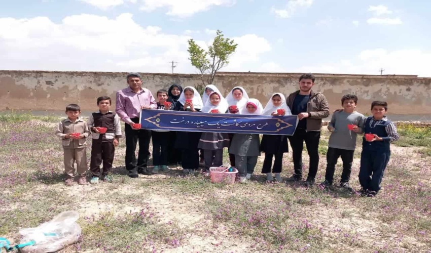 6500 هکتار از مراتع شهرستان حاجی آباد  طرح حفاظت مشارکتی منعقد شد