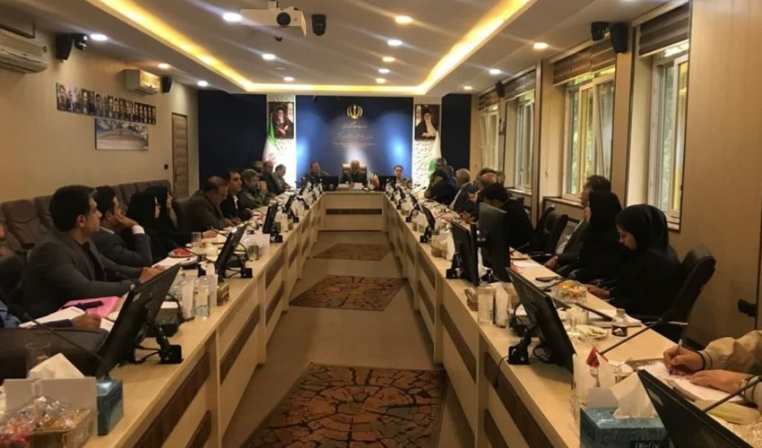 برگزاری کارگاه آموزشی همیاران طبیعت در شهرستان جاسک با حضور رئیس اداره ستادی آموزش و ترویج اداره کل 