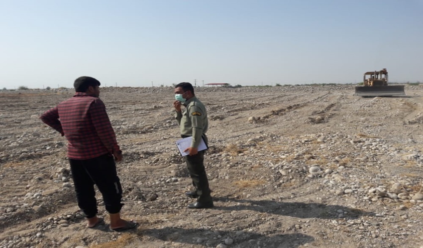 کنترل اراضی کشاورزی جهت جلوگیری از تصرف احتمالی در منطقه تخت بندرعباس 