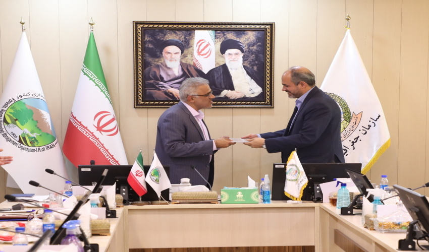 امضای تفاهم نامه همکاری فی مابین سازمان منابع طبیعی کشور و سازمان جغرافیایی نیروهای مسلح