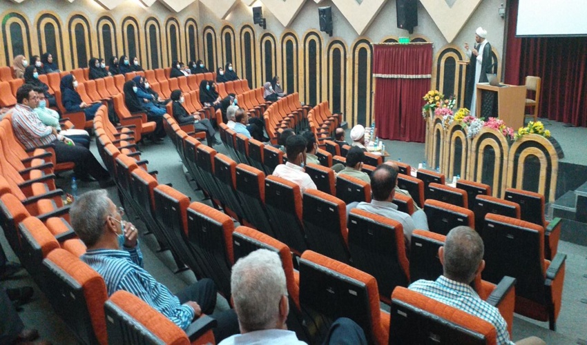 برگزاری جشن میلاد پیامبر اکرم (ص) در اداره کل منابع طبیعی وآبخیزداری هرمزگان