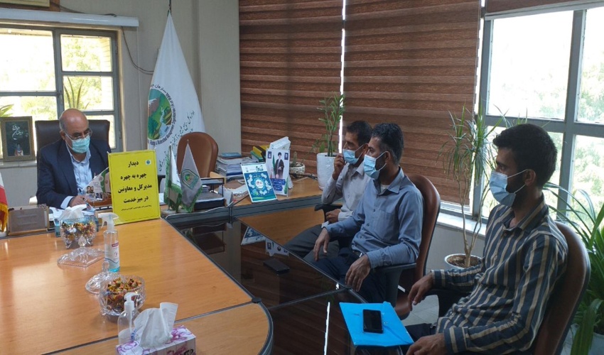 مدیرکل منابع طبیعی وآبخیزداری هرمزگان با 70نفر از مراجعان دیدار کرد