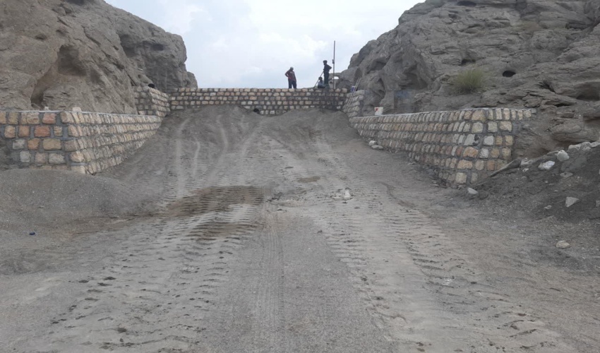 پیشرفت 60 درصدی عملیات اجرایی سازه آبخیزداری حوزه شهری میناب