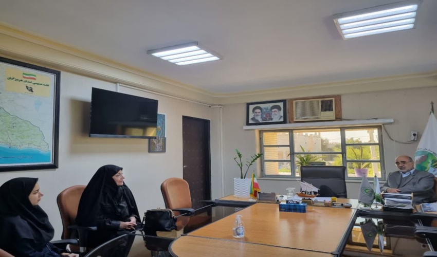 دیدار کارشناسان روابط عمومی سازمان منابع طبیعی با مدیرکل منابع طبیعی و آبخیزداری هرمزگان