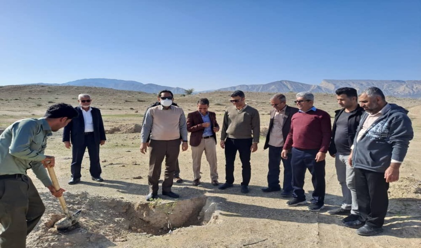 کاشت ۴۴ اصله نهال در پارک آبخیز فاریاب به مناسبت چهل و چهارمین سالگرد پیروزی انقلاب اسلامی