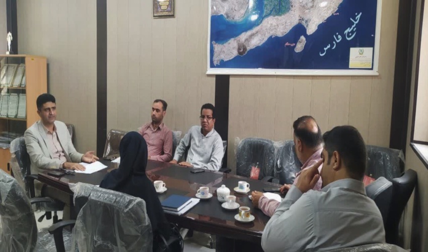 برگزاری کارگاه آموزشی با محوریت نقش انرژی های نو در حفاطت از منابع طبیعی در شهرستان قشم