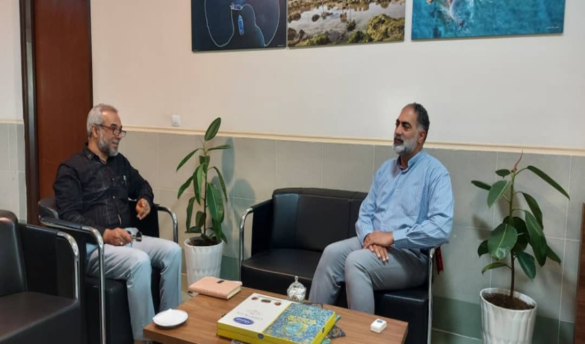 دیدار رئیس منابع طبيعي و آبخيزداري شهرستان قشم با فرماندار این شهرستان