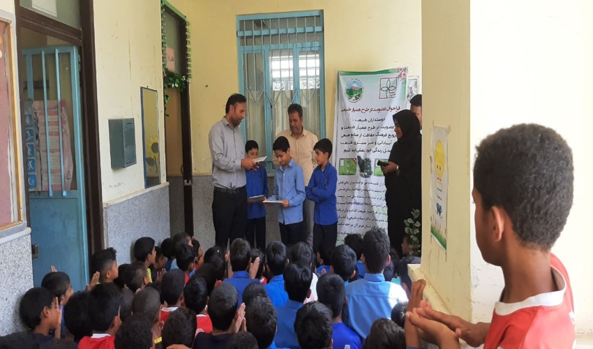 برگزاری دوره آموزشی همیاران طبیعت در مدارس شهرستان رودان