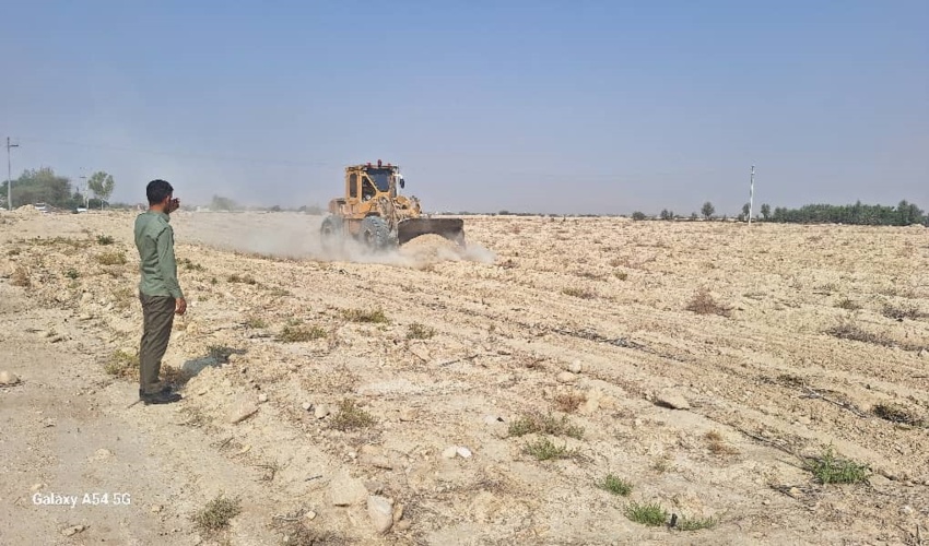 گشت زنی ماموران یگان حفاظت در منطقه بندر بستانه بخش مرکزی شهرستان بندرلنگه 