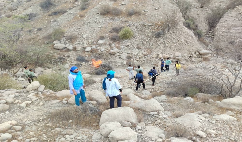 برگزاری دوره آموزشی اطفا حریق در عرصه های جنگلی و مرتعی در  منطقه کوه گنو شهرستان بندرعباس 