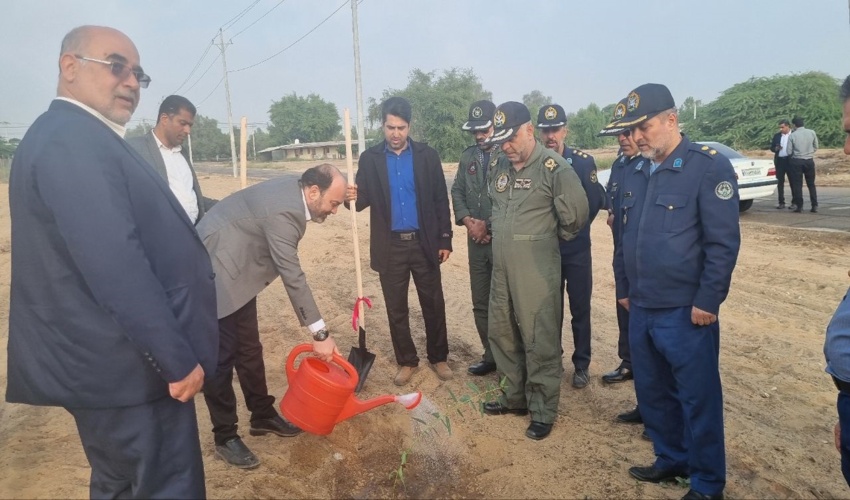 برگزاری پویش نهال کاری شهید دوران در پایگاه شکاری عبدالکریمی بندرعباس 