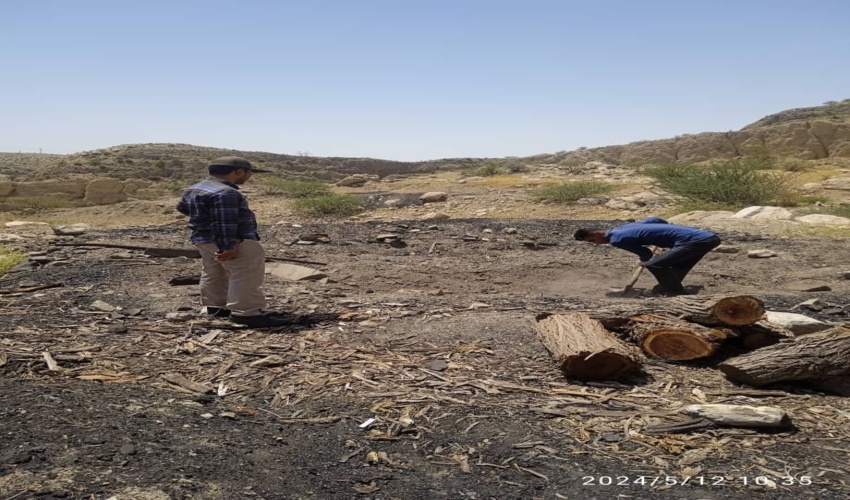 انهدام 7 باب  کوره زغال غیر مجاز  در منطقه نیان از توابع بخش شمیل شهرستان بندرعباس 