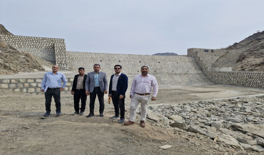 بازدید از پروژه آبخیزداری حوزه نازدشت (آبدان) شهرستان رودان