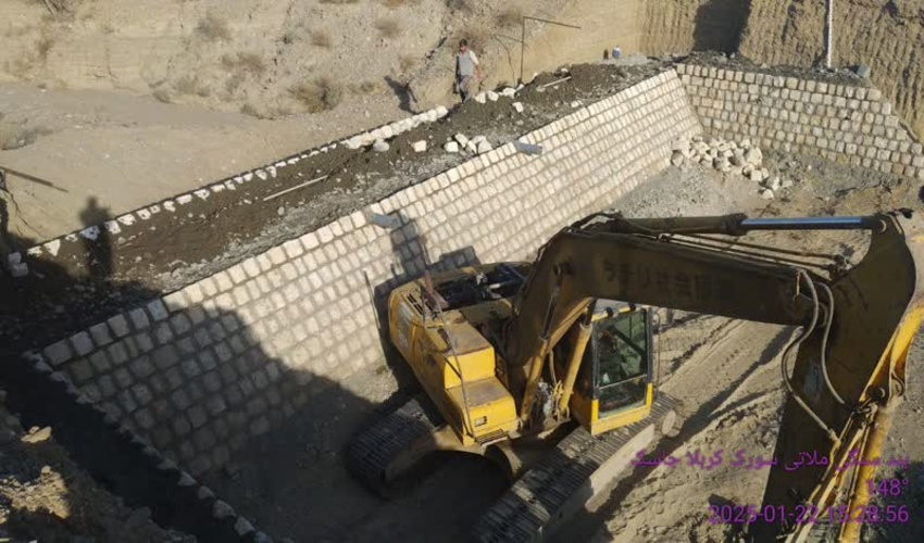 پیشرفت فیزیکی 60 درصدی  پروژه آبخیزداری حوزه سورک-روستای کربلا شهرستان جاسک 