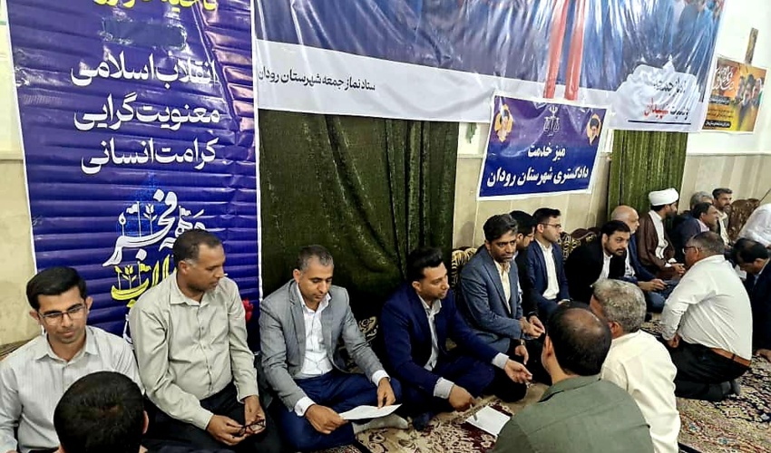 برپایی میز خدمت و ملاقات مردمی در اولین روز از دهه مبارک فجر در شهرستان رودان